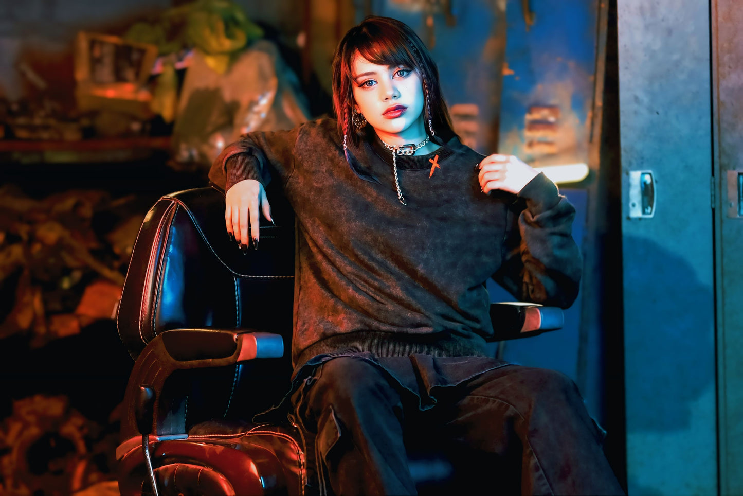 Sweat Shirt